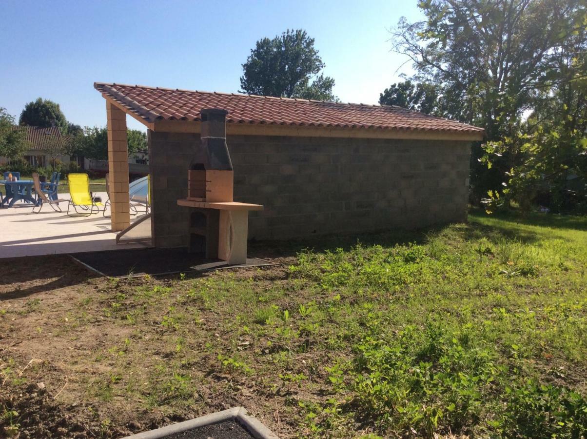 Gite Du Puy De L'Etang Laruscade Exterior foto
